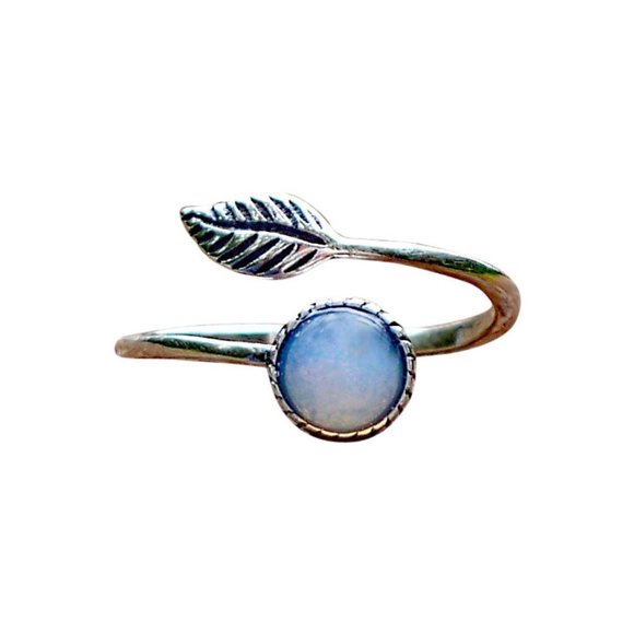 Recycled Vintage White Milk Glass Cold Cream Jar Sterling Botanical Leaf Ring - Picture 1 of 5